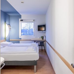 Standard Zimmer mit zwei Einzelbetten